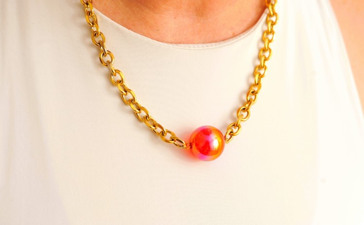 kulka czerwoma detal.JPG